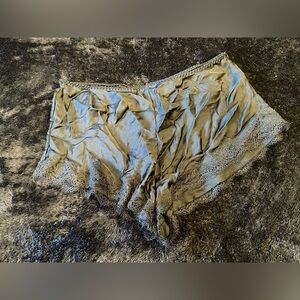 Victoria secret - pajama shorts (eyelash lace)